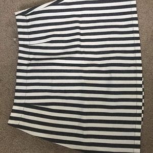 Striped mini skirt